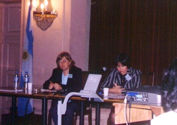 Moderadoras Dra. Ana M. Foschiati y Dra. Liliana Ramirez del IGUNNE.