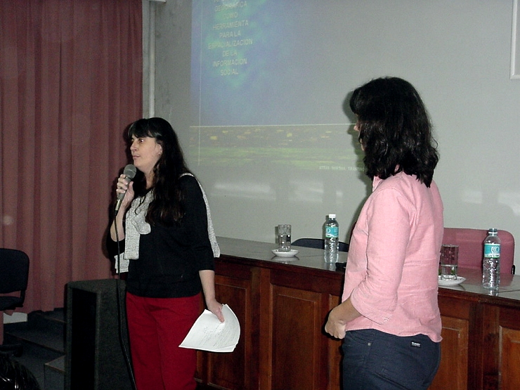 Arq. Ana Ma.; Gabriela ATTIAS y Ing. Sist. Gabriela MARTINA, 